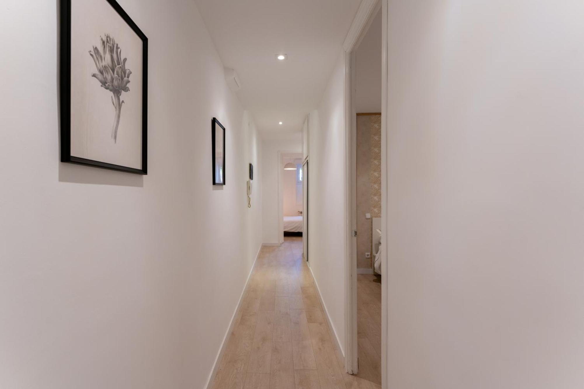 Luxe Apartment In Chamberi Chic Madrid Buitenkant foto