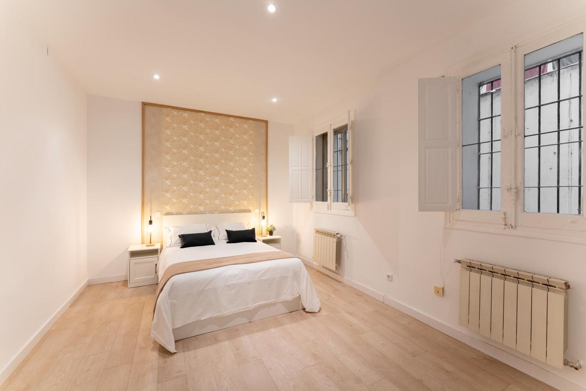 Luxe Apartment In Chamberi Chic Madrid Buitenkant foto