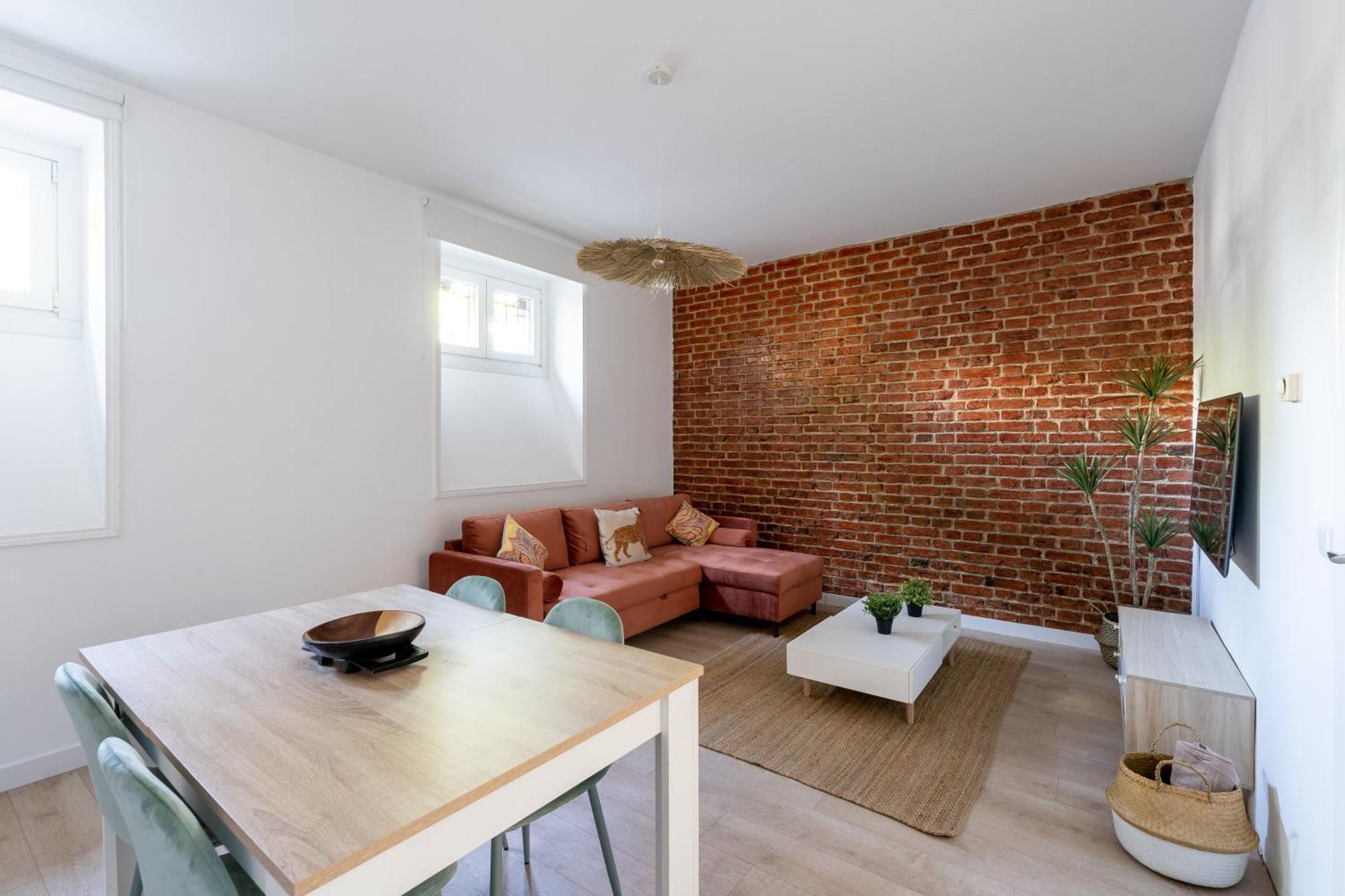 Luxe Apartment In Chamberi Chic Madrid Buitenkant foto
