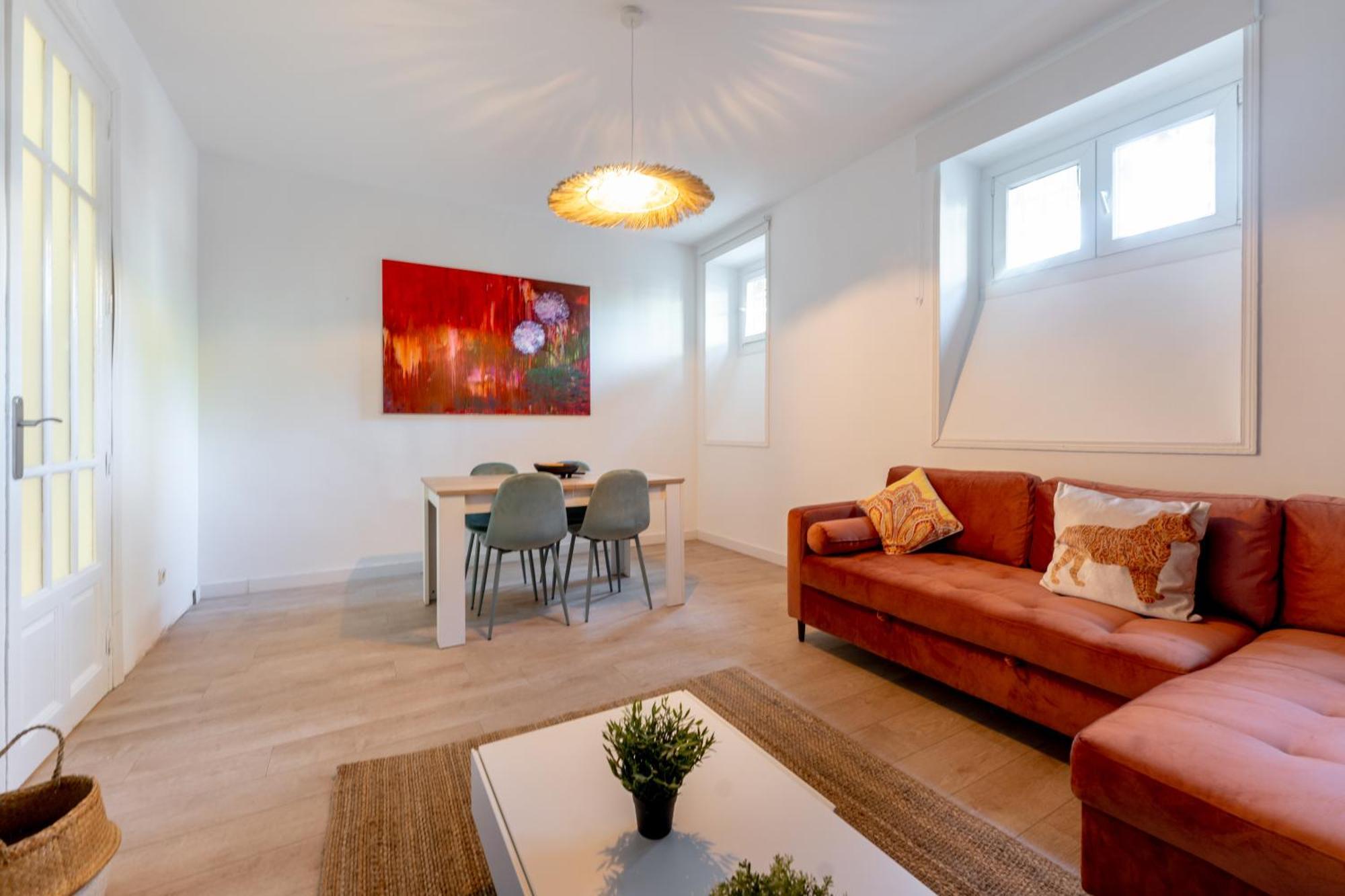 Luxe Apartment In Chamberi Chic Madrid Buitenkant foto