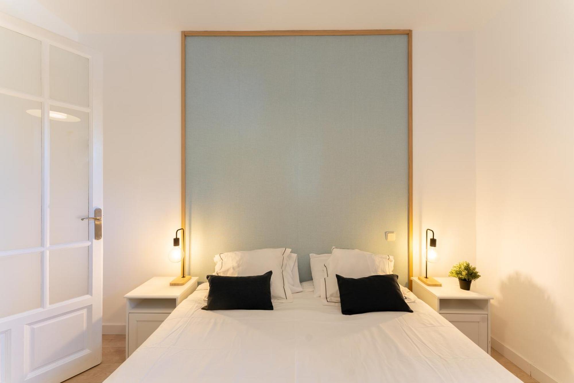 Luxe Apartment In Chamberi Chic Madrid Buitenkant foto